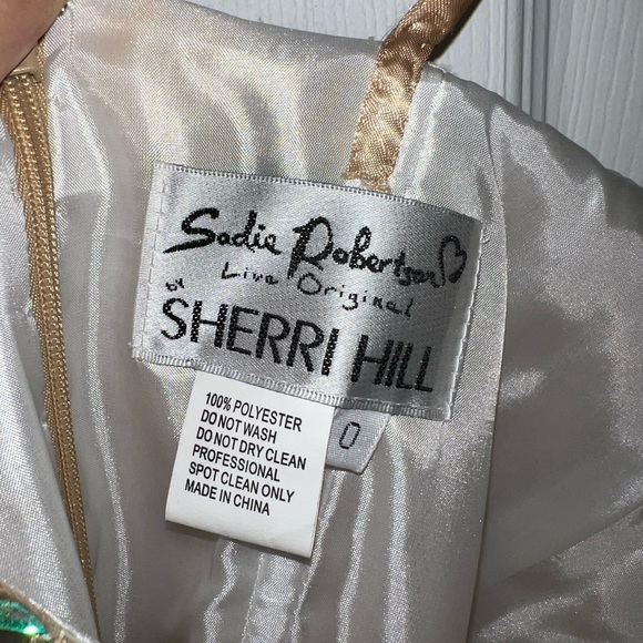 Sherri Hill 8th grade dance/formal/prom/graduation dress - Picture 3 of 5